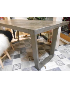 Table rectangulaire pied trapèze